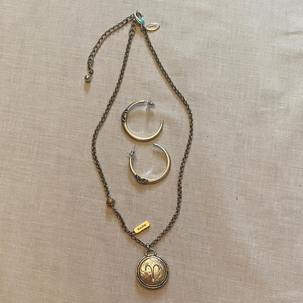 Elegant Aries Silver Necklace and Earring Set